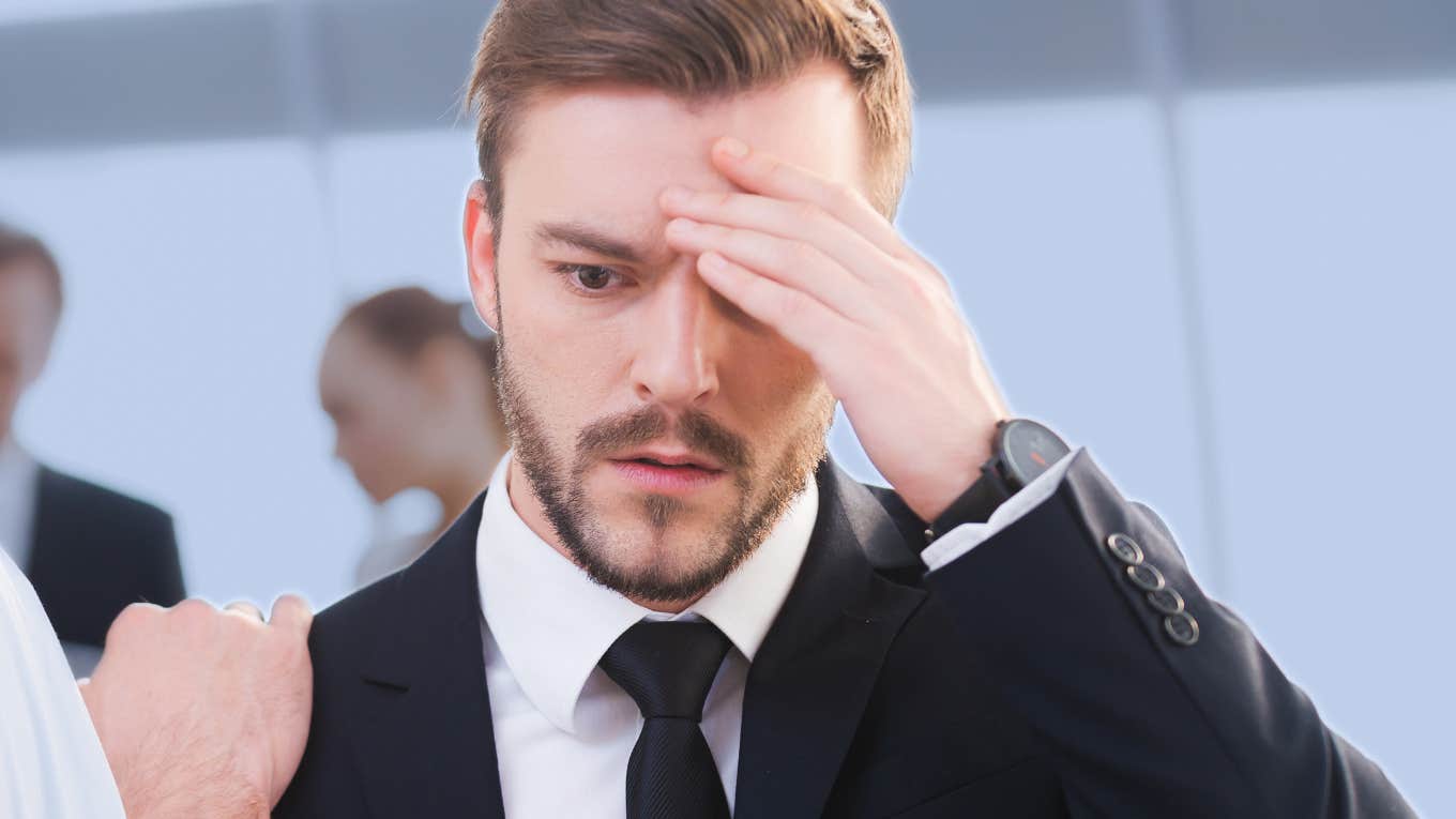 Man deals with dysfunctional boss.