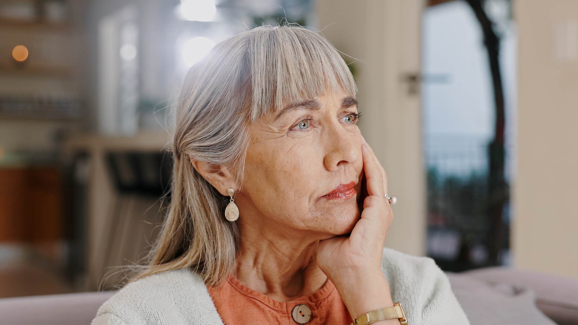 woman who is more disciplined and productive that everyone else as she thinks about things other than task at hand