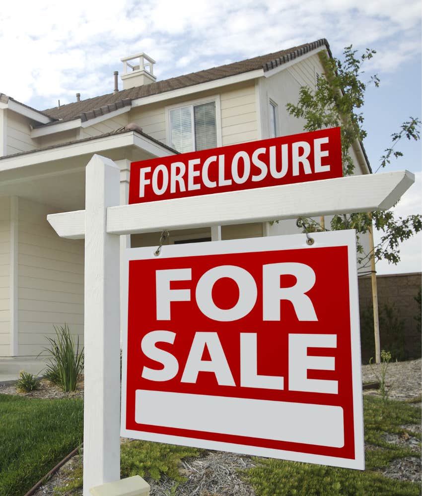 house that has been foreclosed on