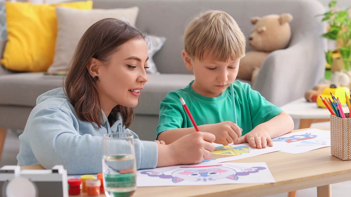 Family Offers Nanny 5 Dollars Less After She Asks For A Raise Family Offers Nanny 5 Dollars Less After She Asks For A Raise