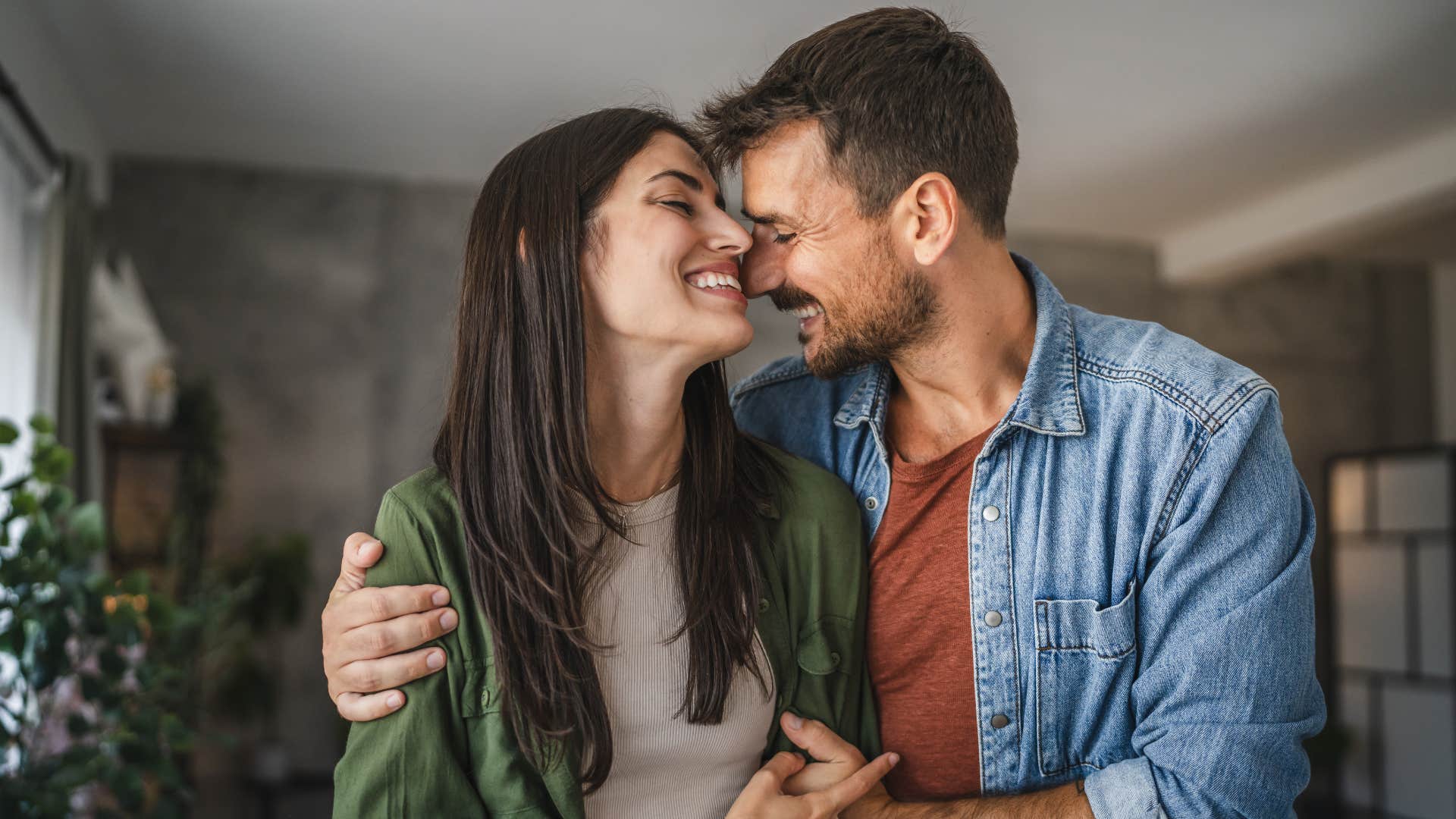 people who truly love each other from the depths of their soul as they know better than to complain