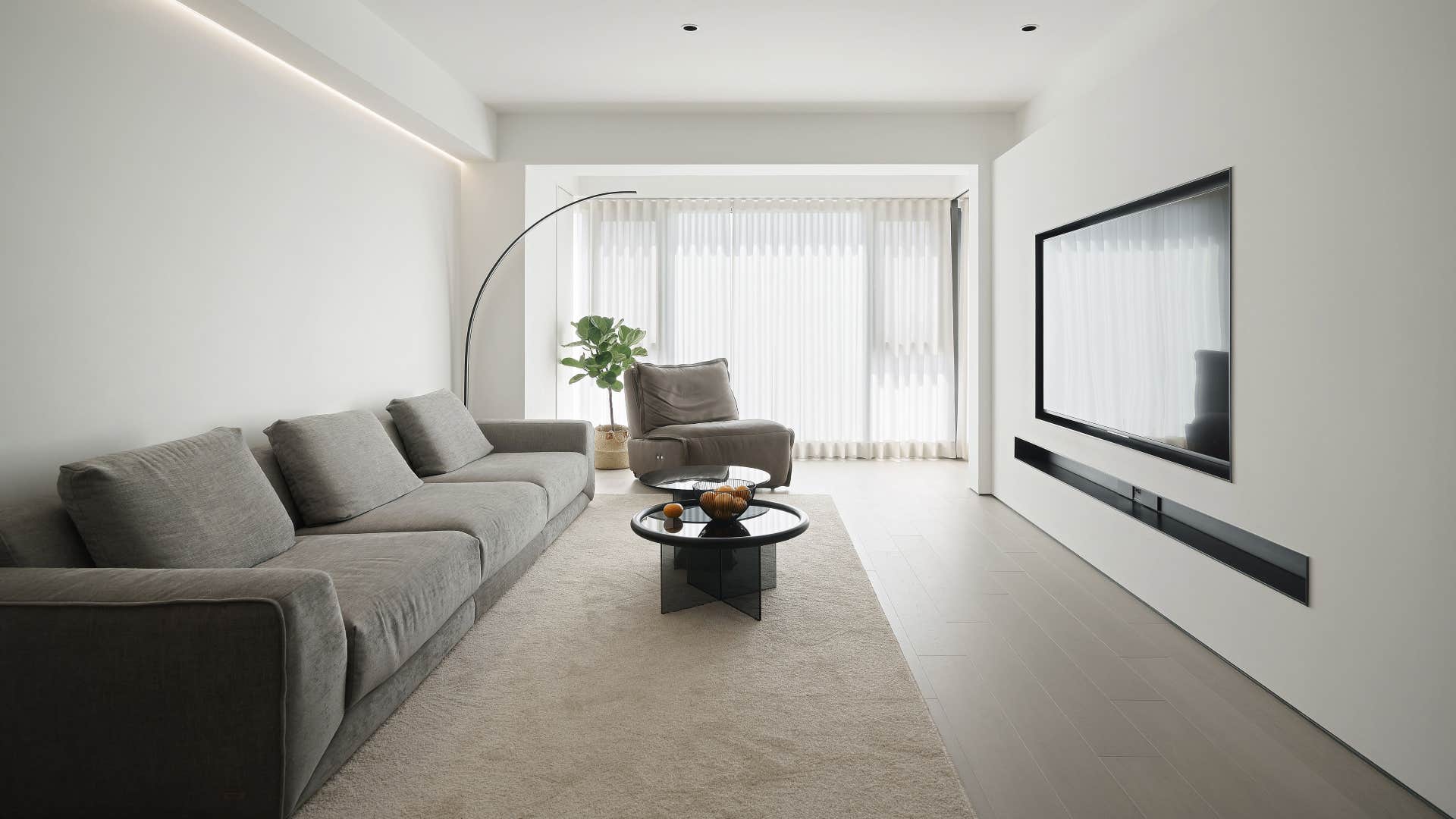 if your living room has Clean floors guests immediately respect you 