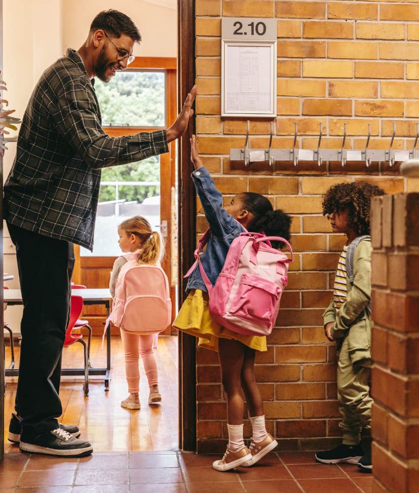 Male Teacher Asked for Advice About A Female Student With Bad Body Odor
