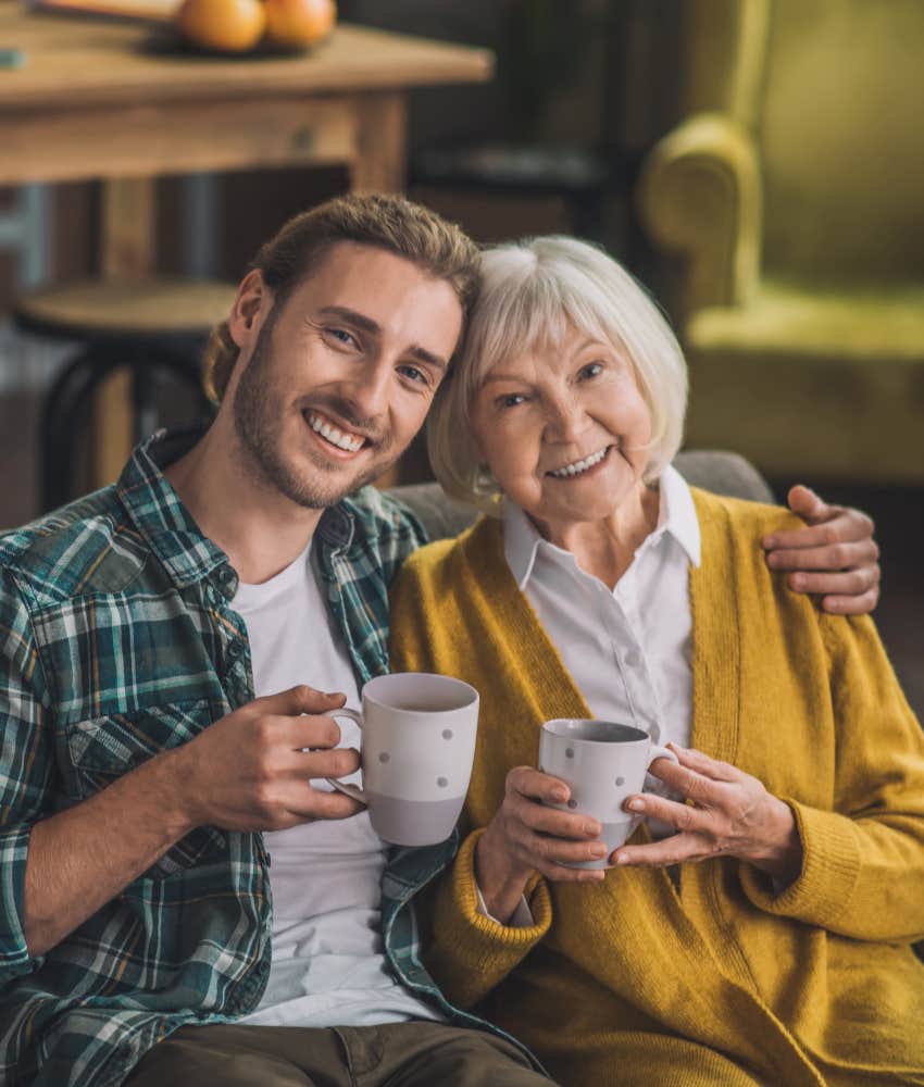 grown man shows up first date mom save time