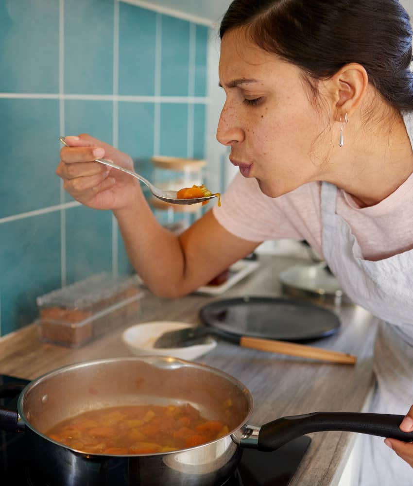 Woman who doesn't cook from scratch like her boyfriend's mom