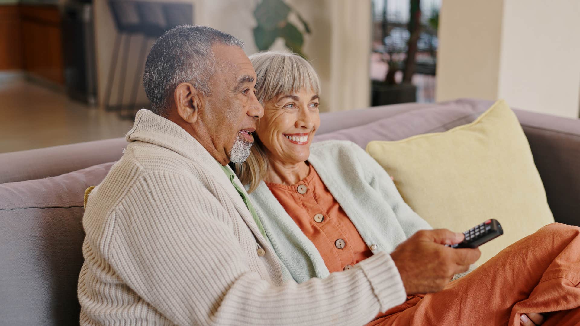 Couple takes turns to boost happiness