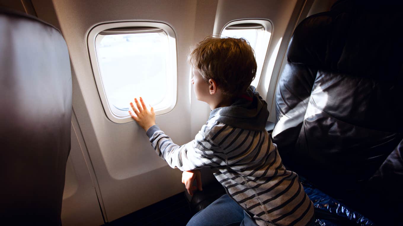 Mom Shares Note A Flight Attendant Wrote Her After Her Autistic Son Had A Meltdown