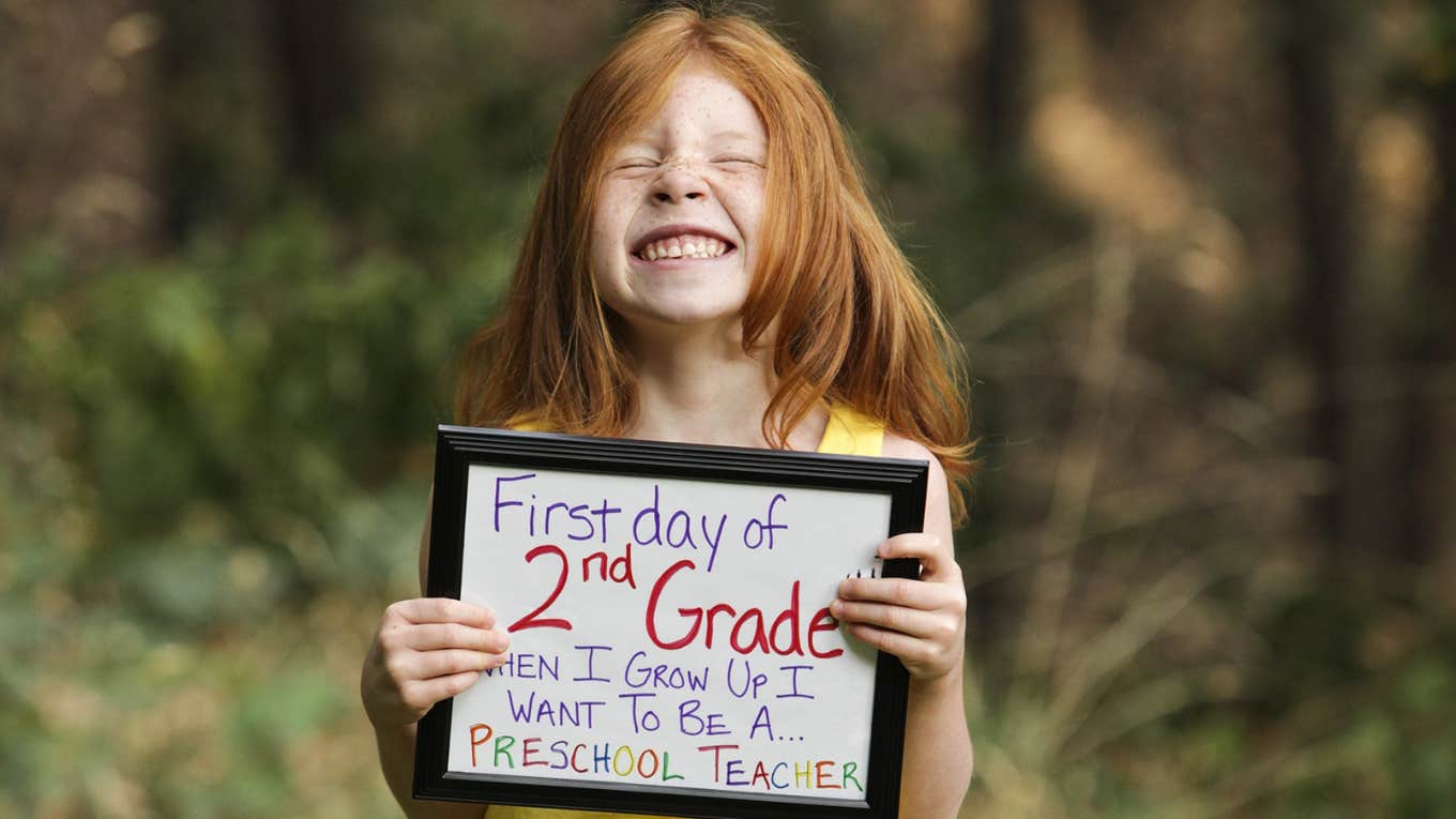 Parents Who Post This Specific Back-To-School Picture Put Their Kids At Risk