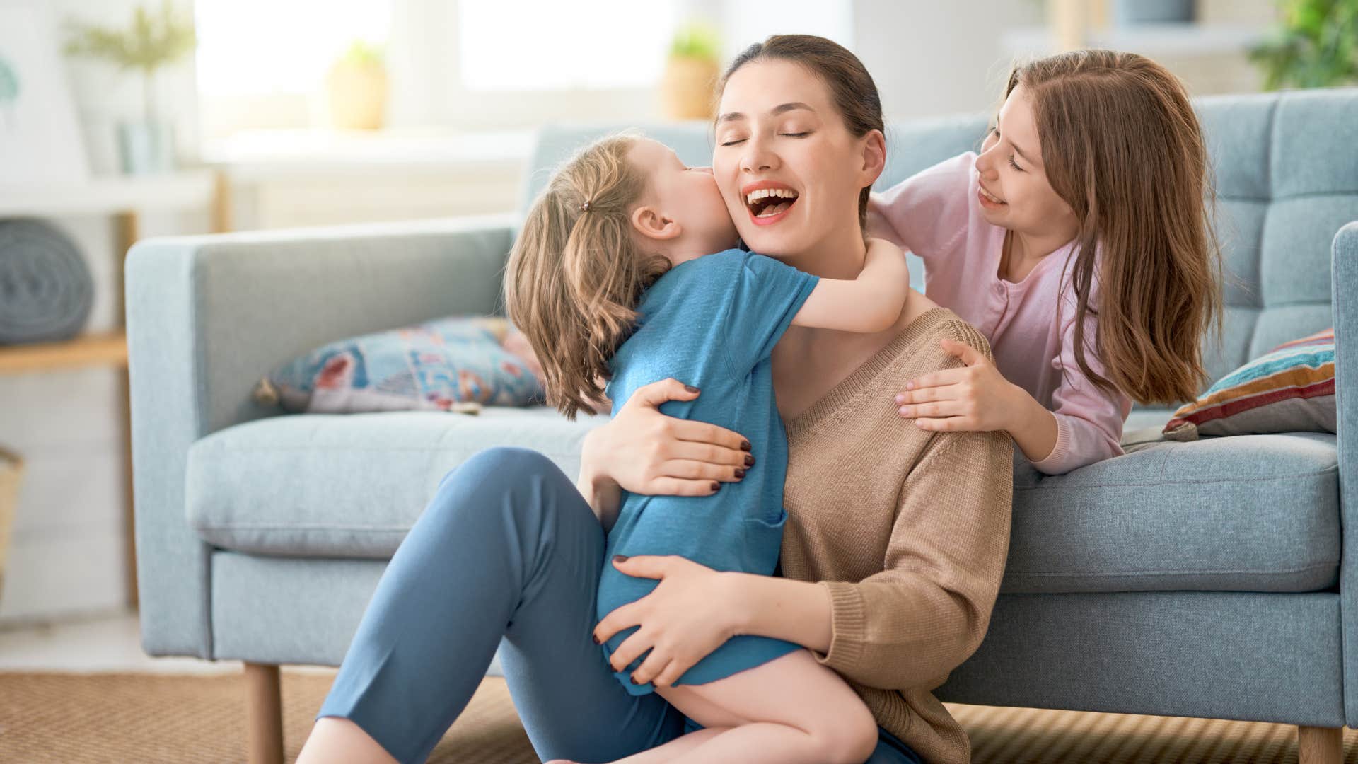 parents who raise truly independent kids always do these things, they resist the urge to overschedule