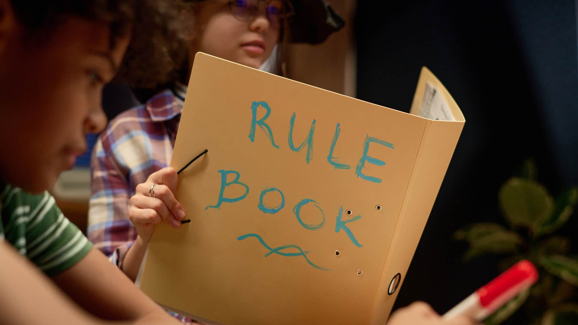 parents who raise truly independent kids always do these things, they set clear expectations and stick to them