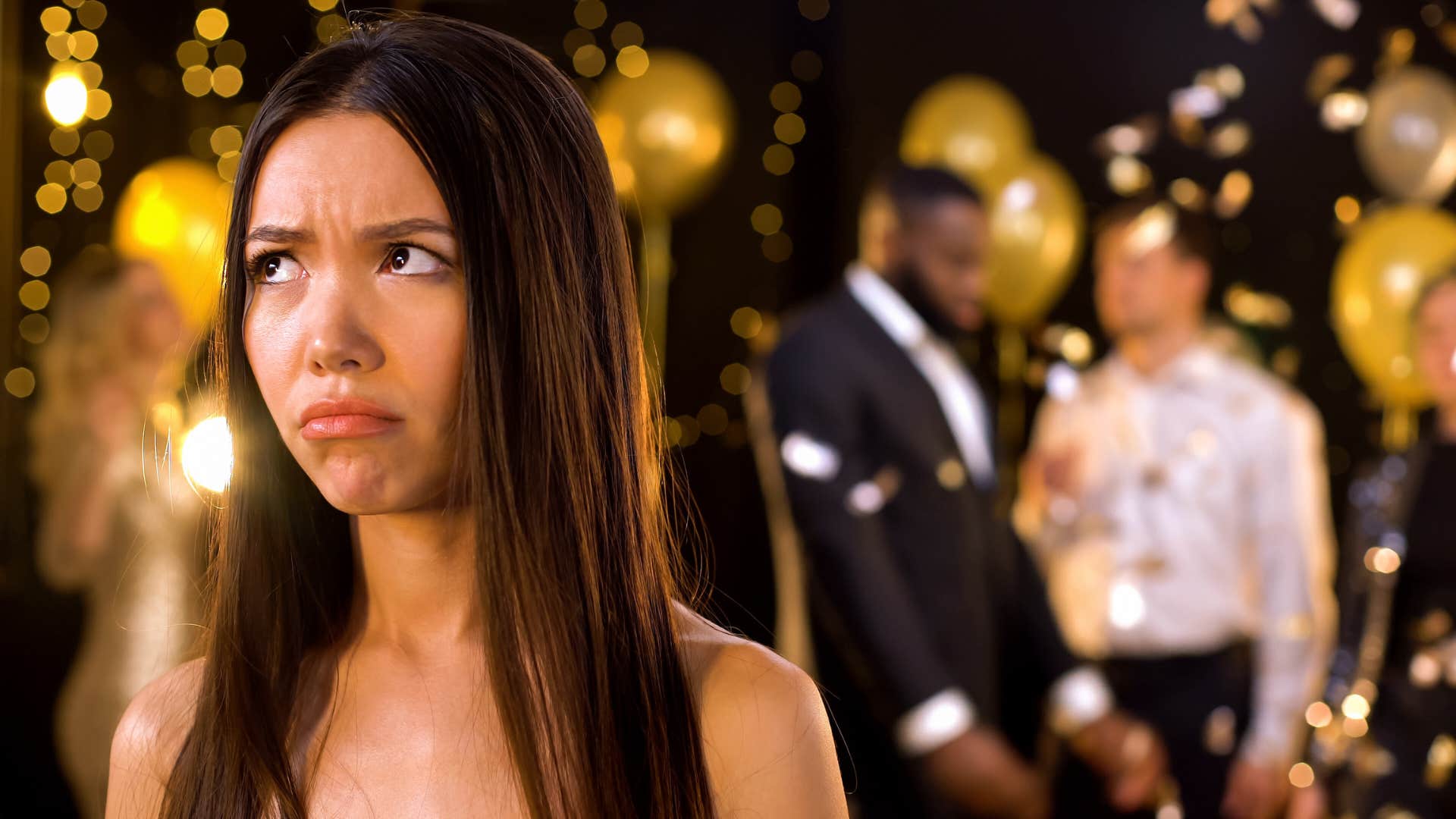 people who always feel drained after social events usually have these habits being the odd man out
