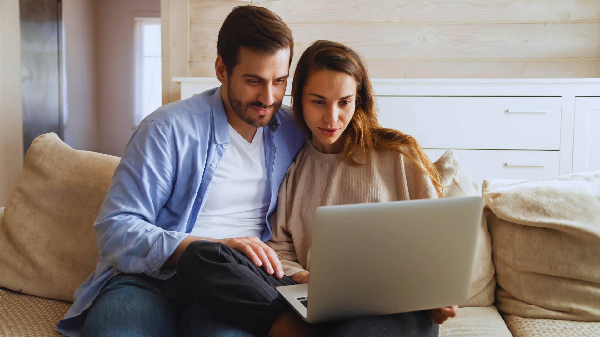 People who secretly have plenty of money usually seek affordable housing