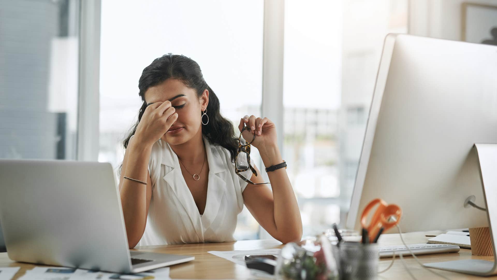 these are phrases Gen Z says at work that come off way worse than they think, ‘I can’t even. I need a moment’