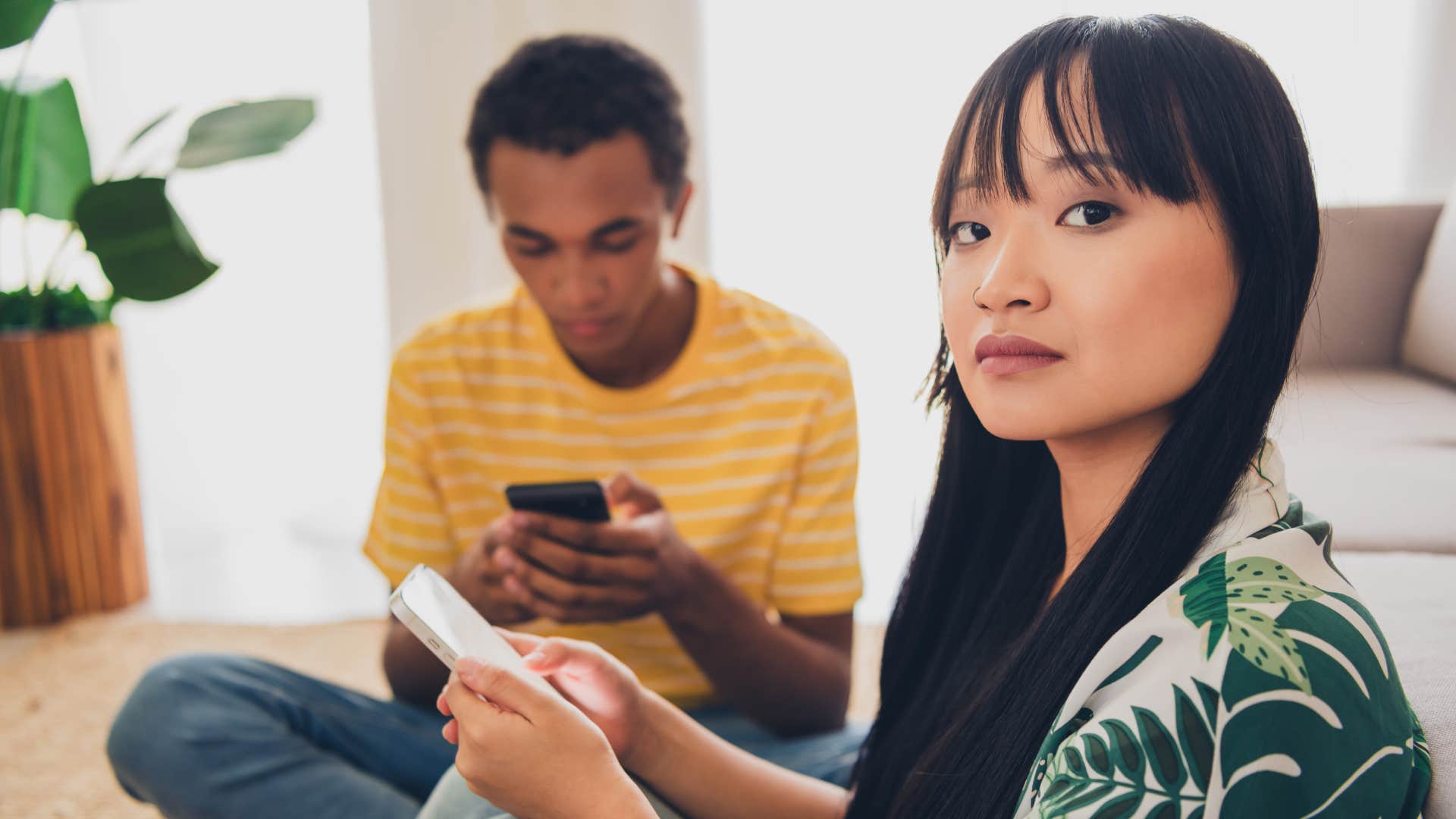 woman sees the specific signs of a man who emotionally drains her because when she needs him he's always busy