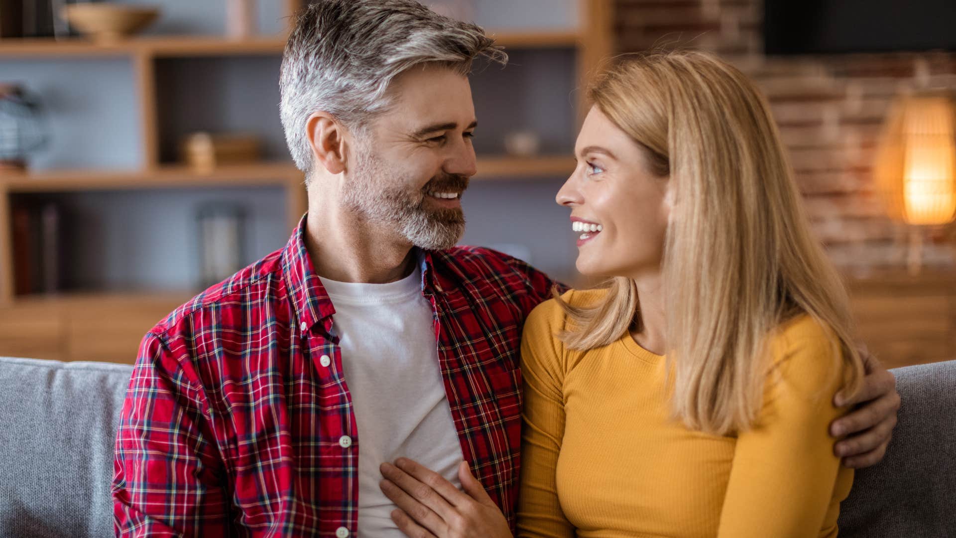 Woman saying "thank you" to her partner.