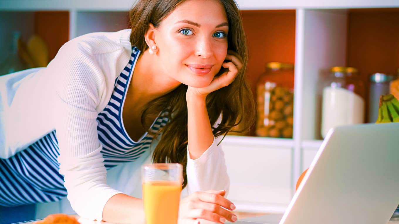 Things Frugal People Do Before Leaving The House That Save Money Long-Term Things Frugal People Do Before Leaving The House That Save Money Long-Term