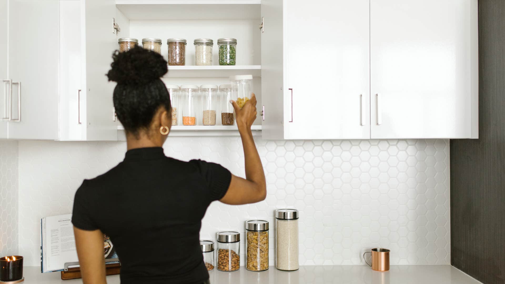 things frugal people keep in their pantry that make life way easier dried spices