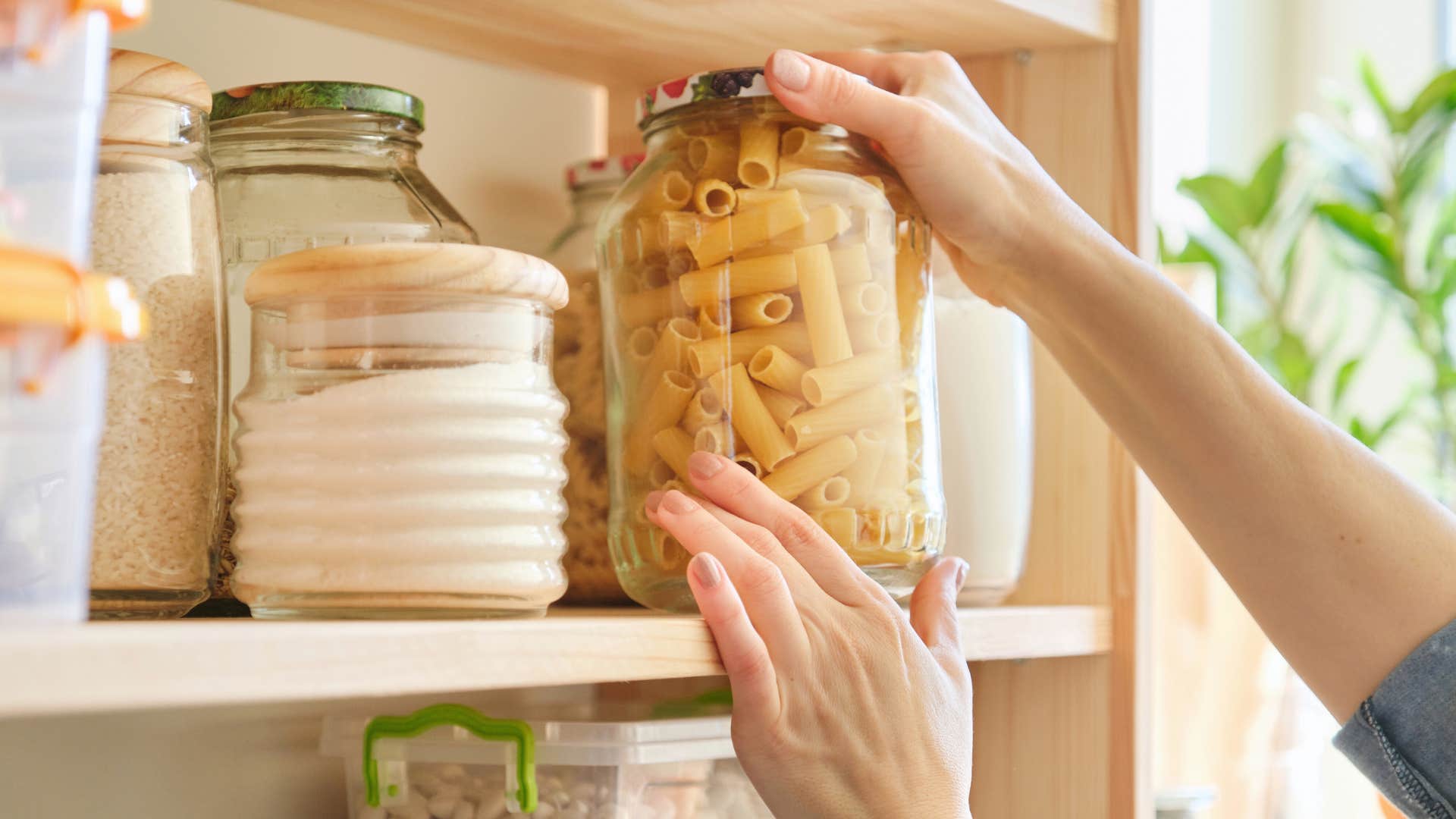 things frugal people keep in their pantry that make life way easier pasta and sauce
