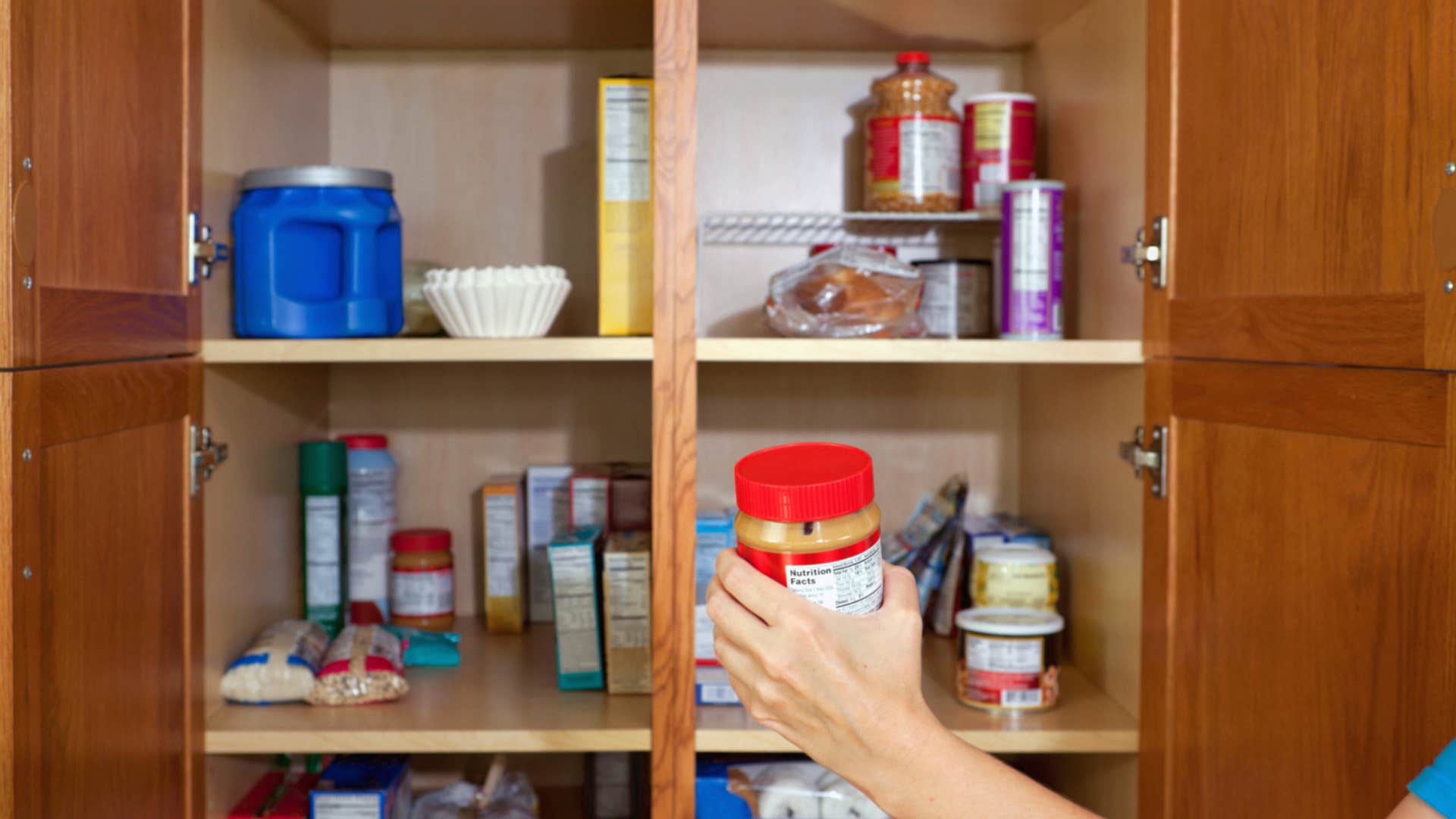 things frugal people keep in their pantry that make life way easier peanut butter