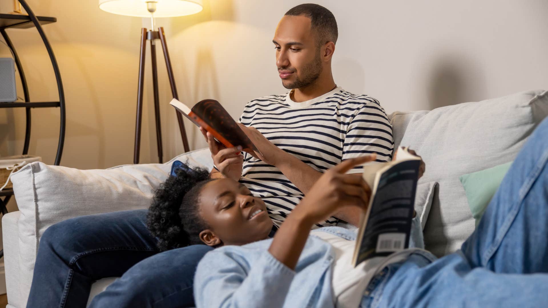 Books inside homes couples truly happy