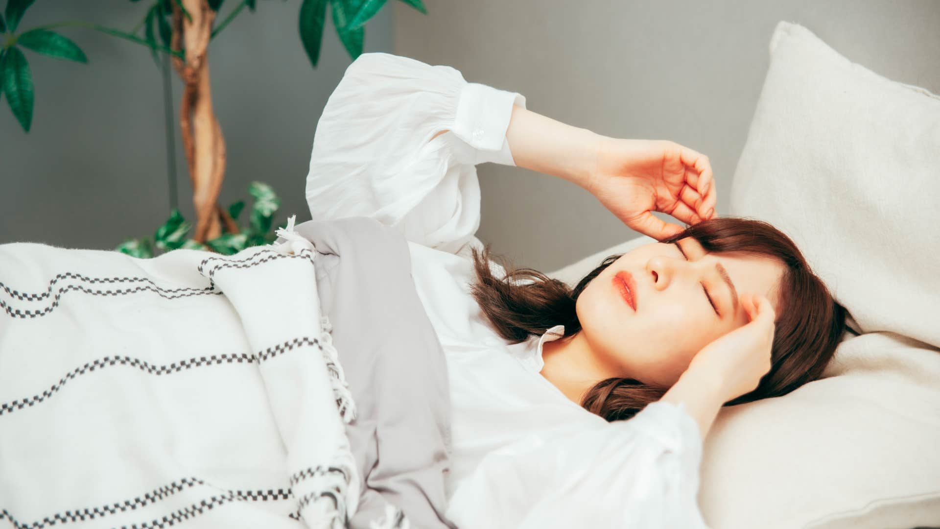woman with high anxiety who is unable to rest
