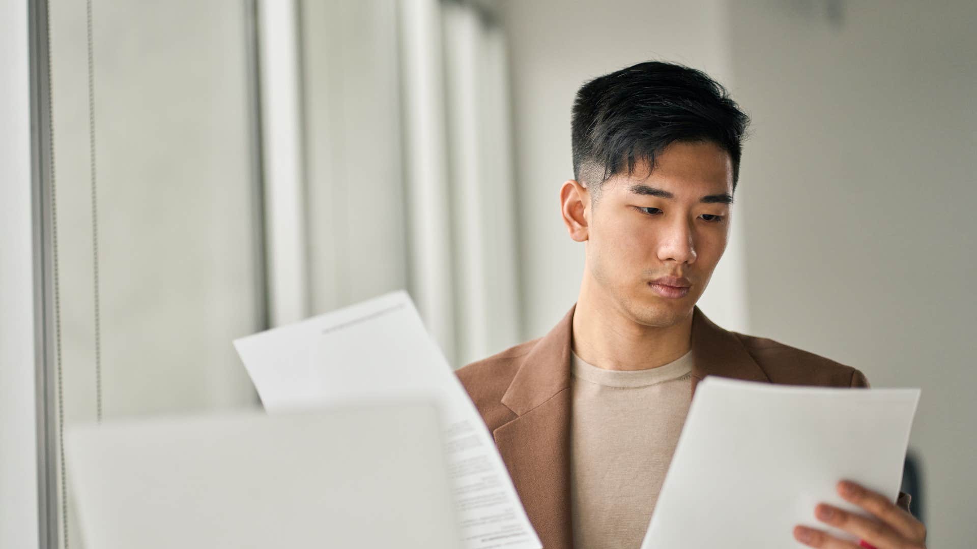 man filing his taxes