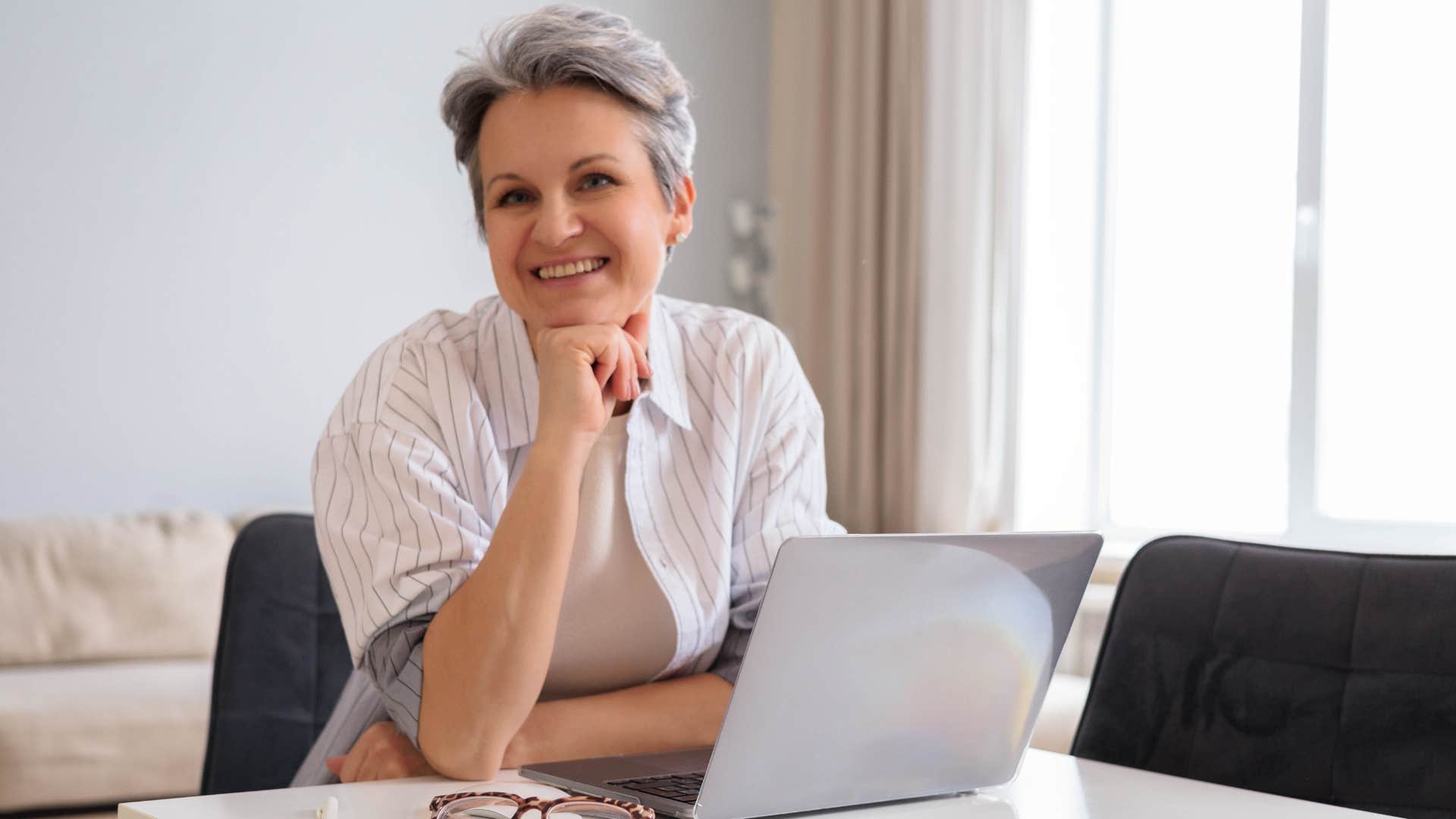 unmarried woman smiling about how her time is her own