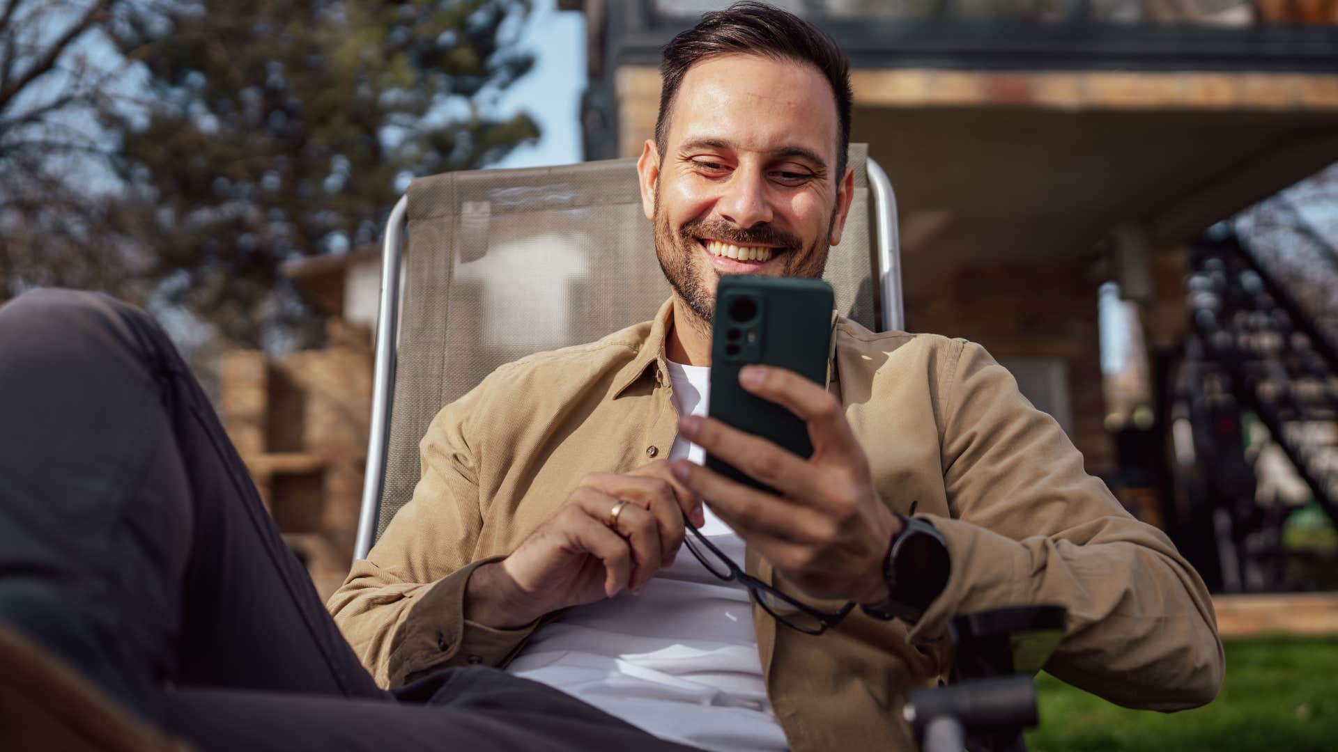 man calling and texting his wife for no reason