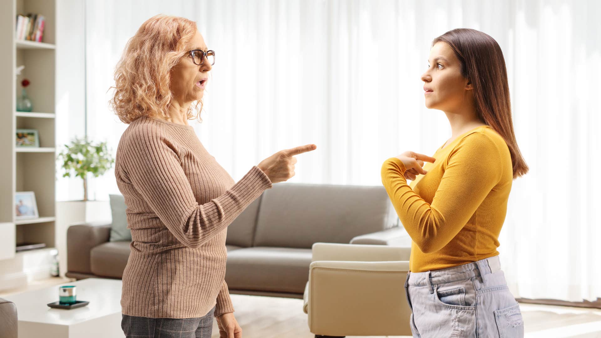 Narcissist avoids apologizing