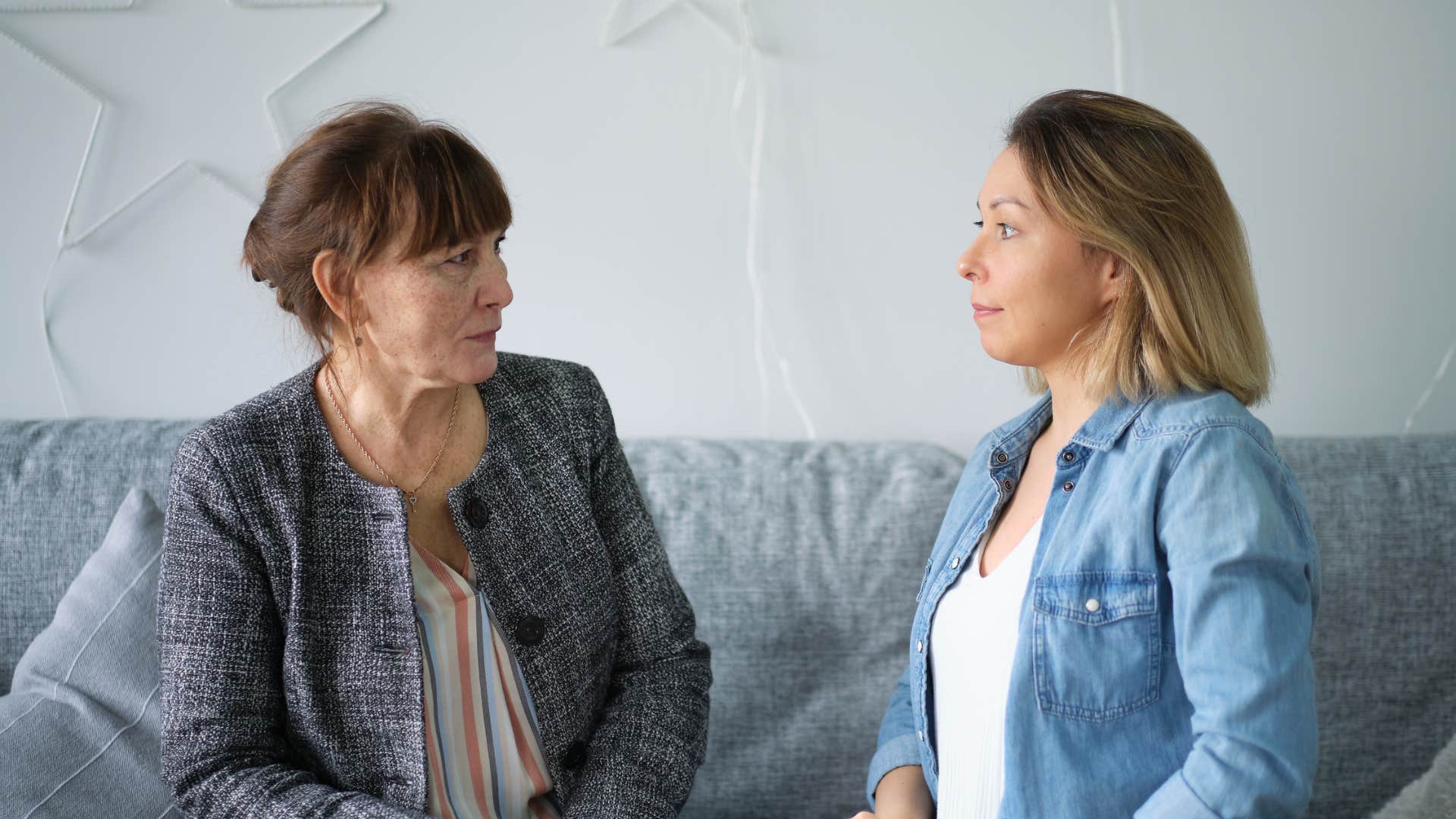 woman refusing to compete with mother who thinks she knows everything