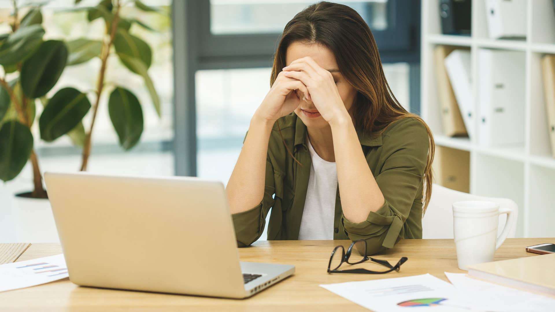 woman feeling emotionally burned out from past relationships