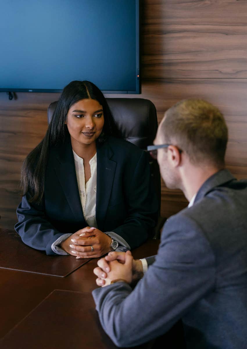 worker talking to HR