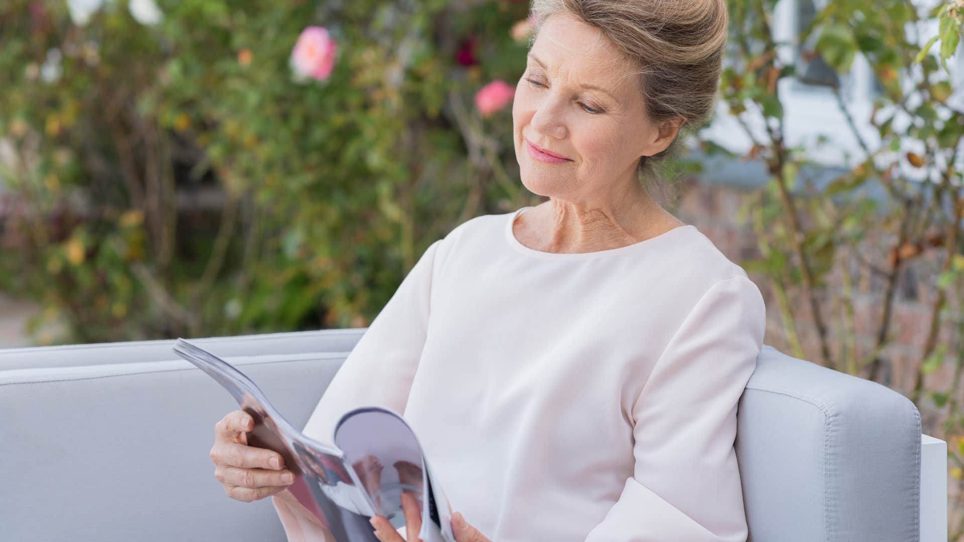 activities middle class people love that wealthy people refuse to take part in reading tabloids