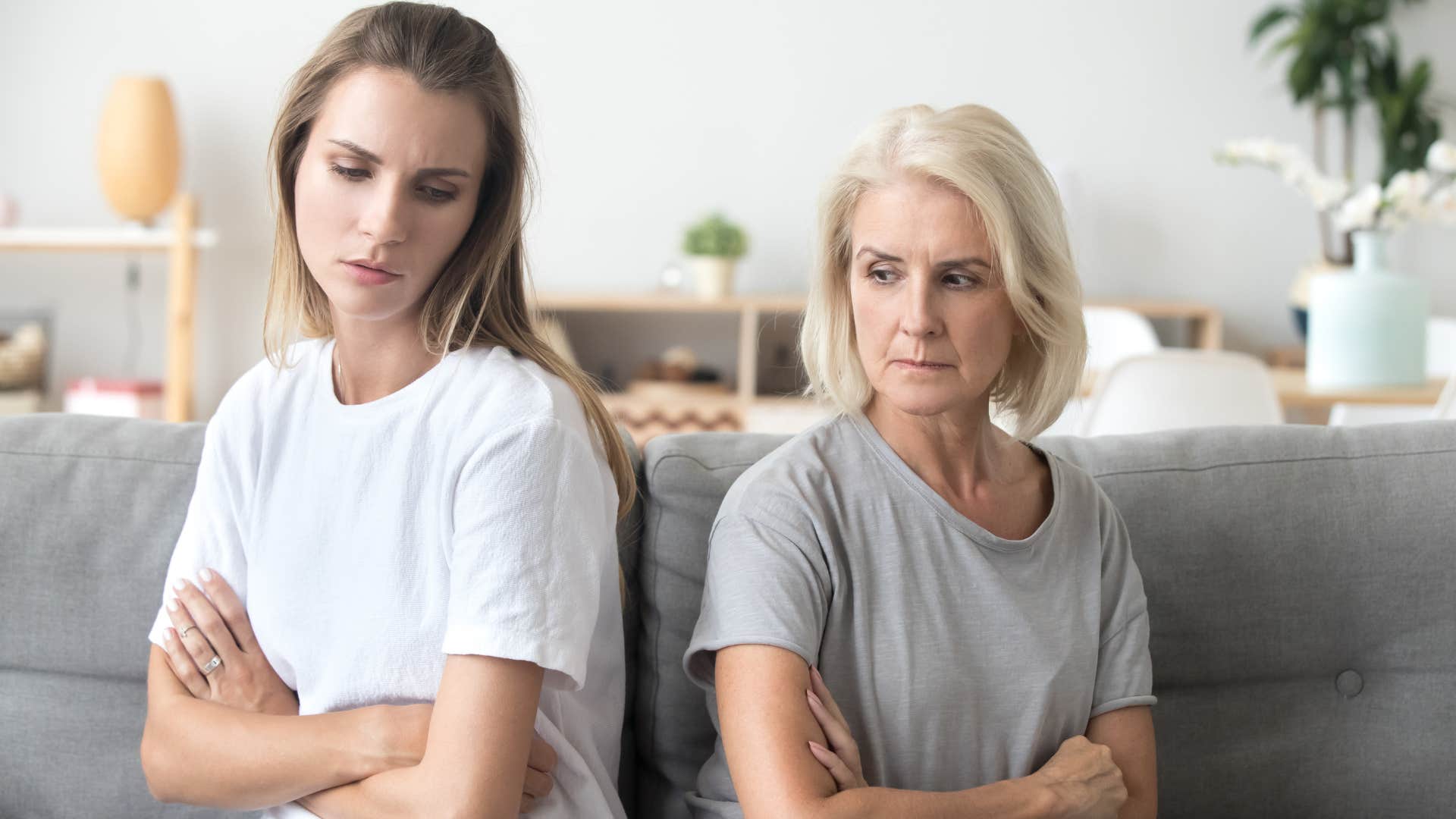 Woman saying "I should be your priority" to her mother.
