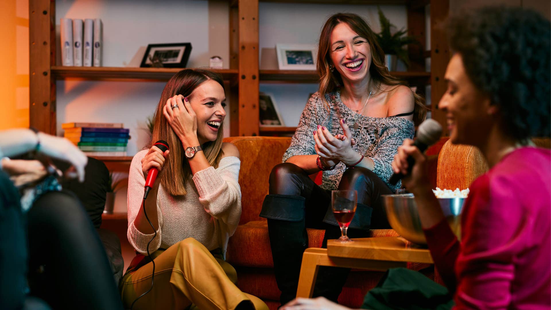 Person has good time with friends to get over breakup 