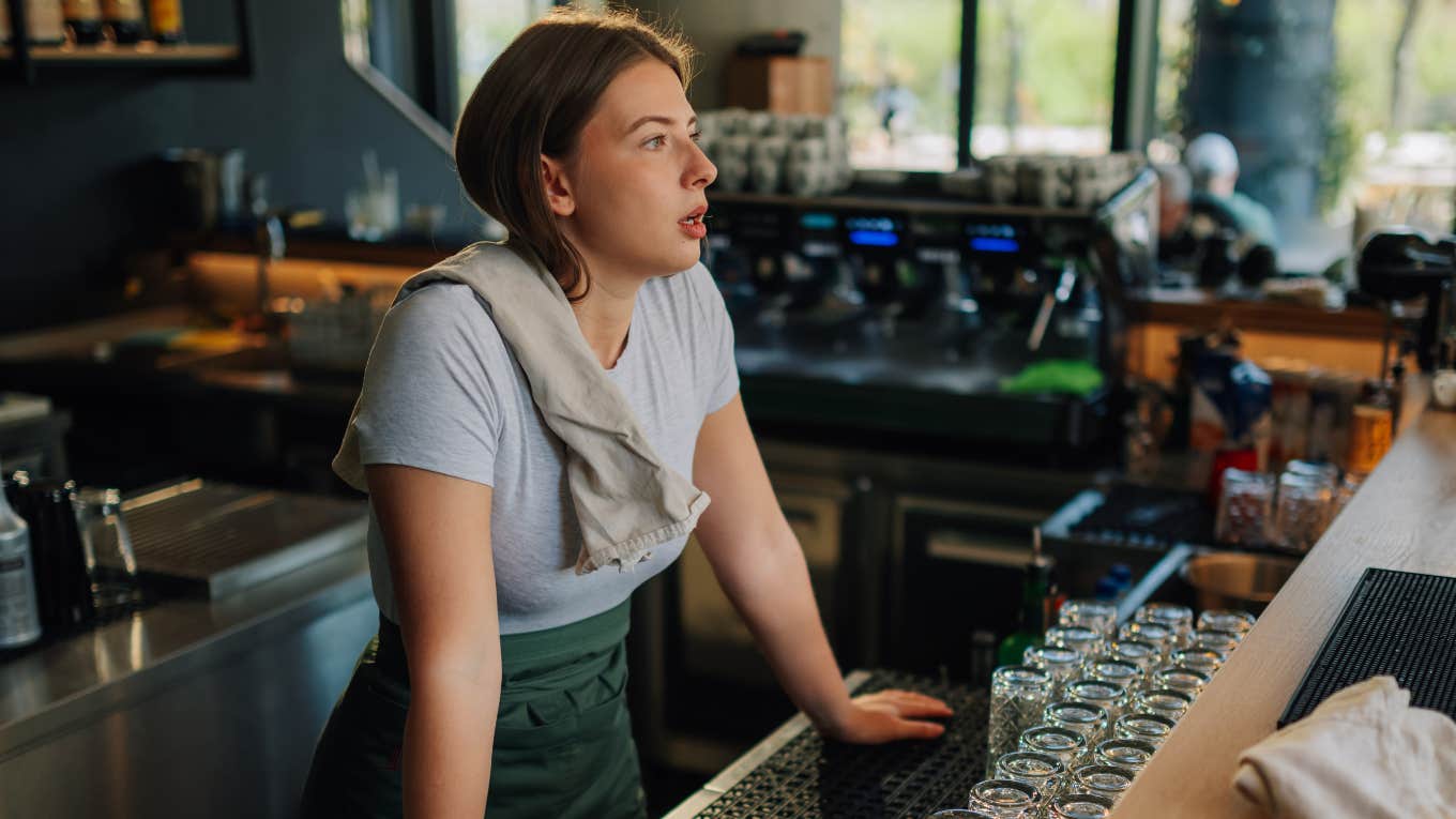 Bartender Who Depends On Tips For A Living Says She's Done Tipping For Everything