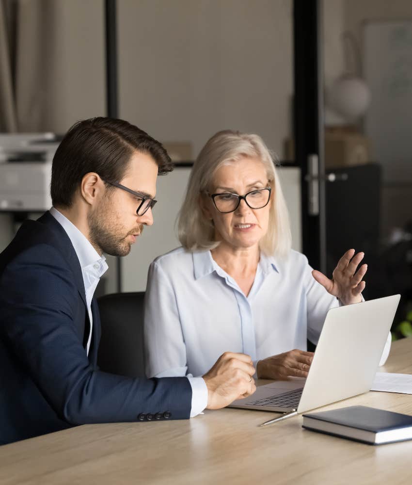 Woman using brilliant phrase "I've done this more times than I can count" on a mansplainer