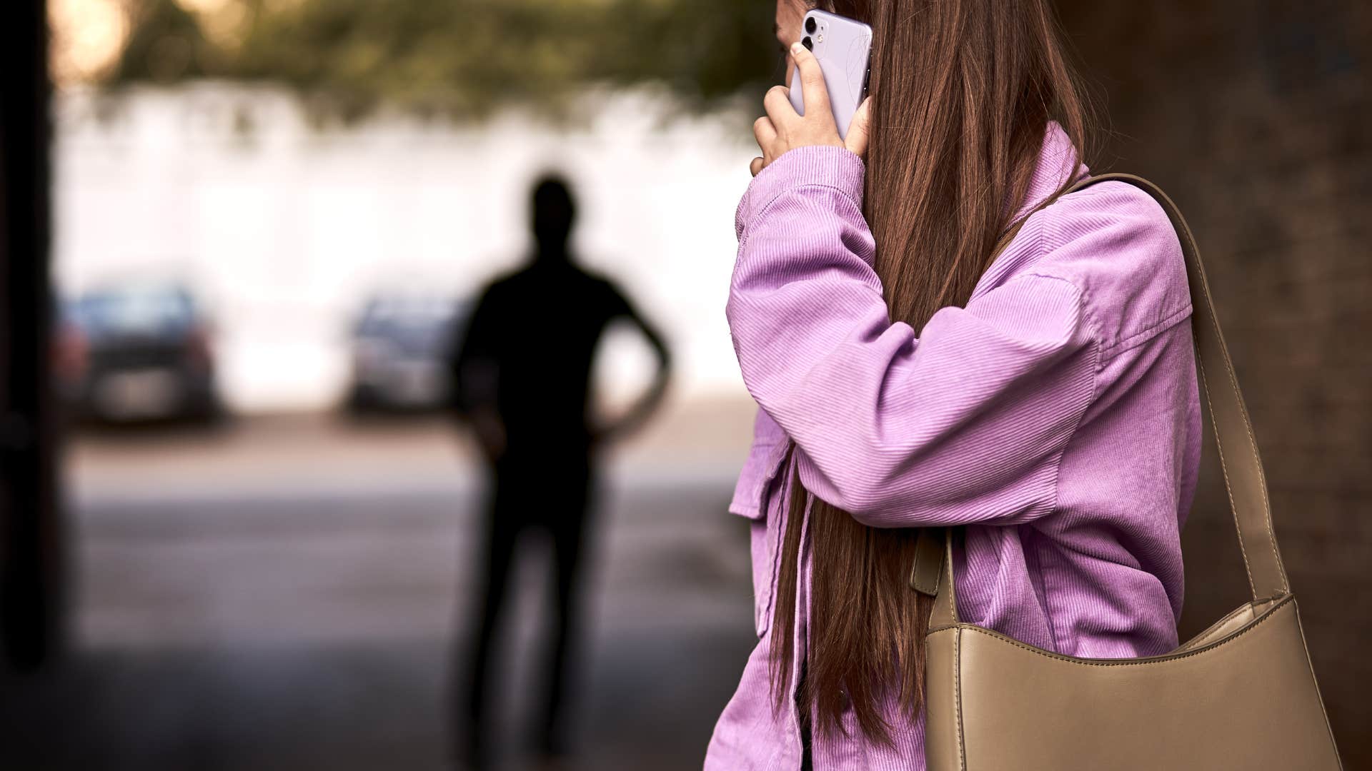 woman who has a fear of strangers