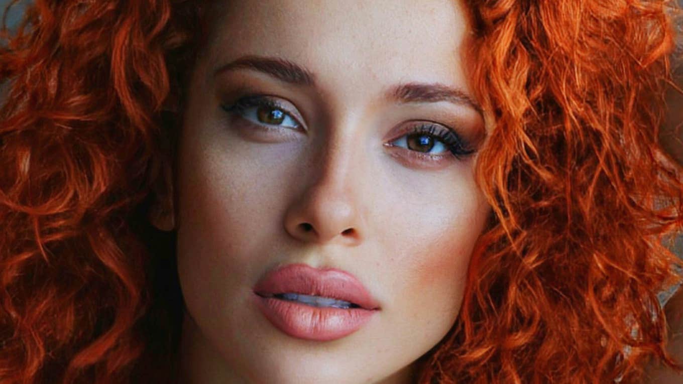 Emotionally Intelligent woman handles criticism.