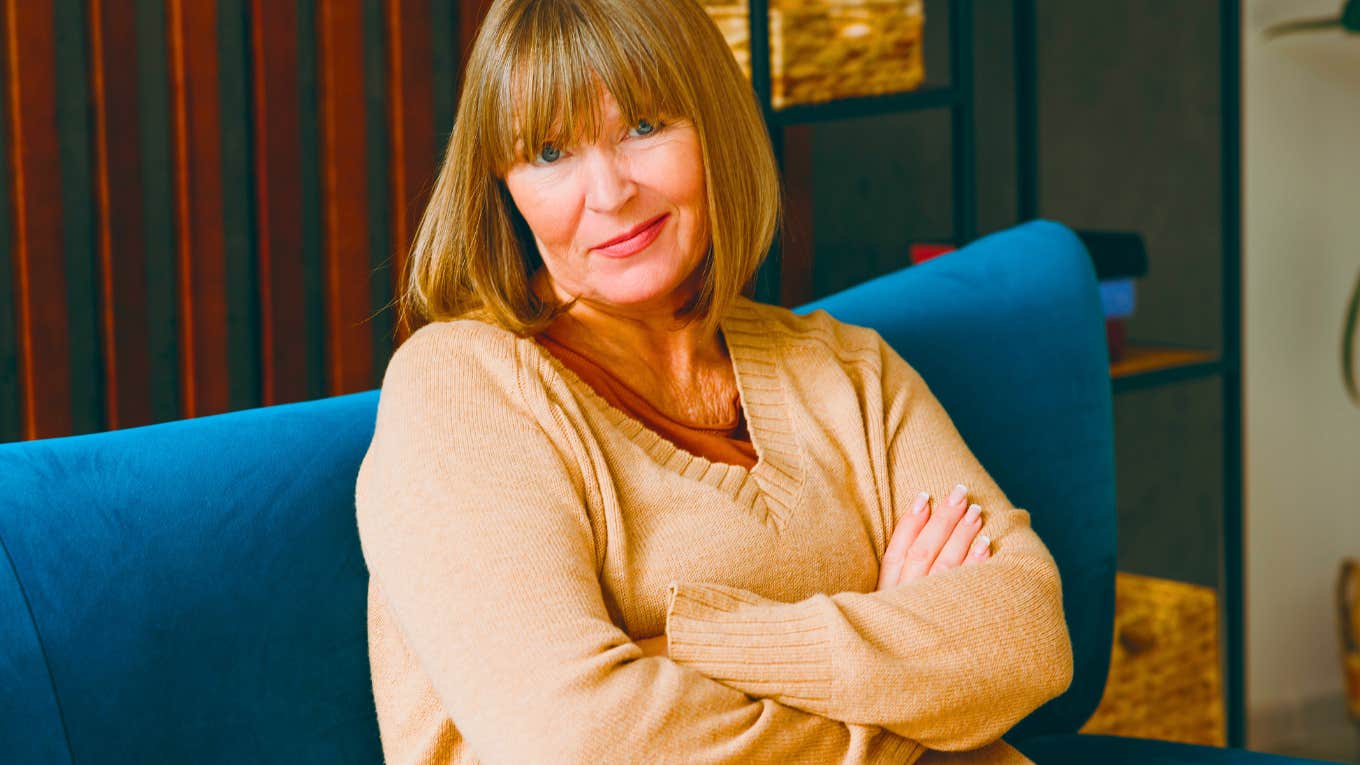 Everyday Behaviors That Come Off As Rude To Baby Boomers And Gen X