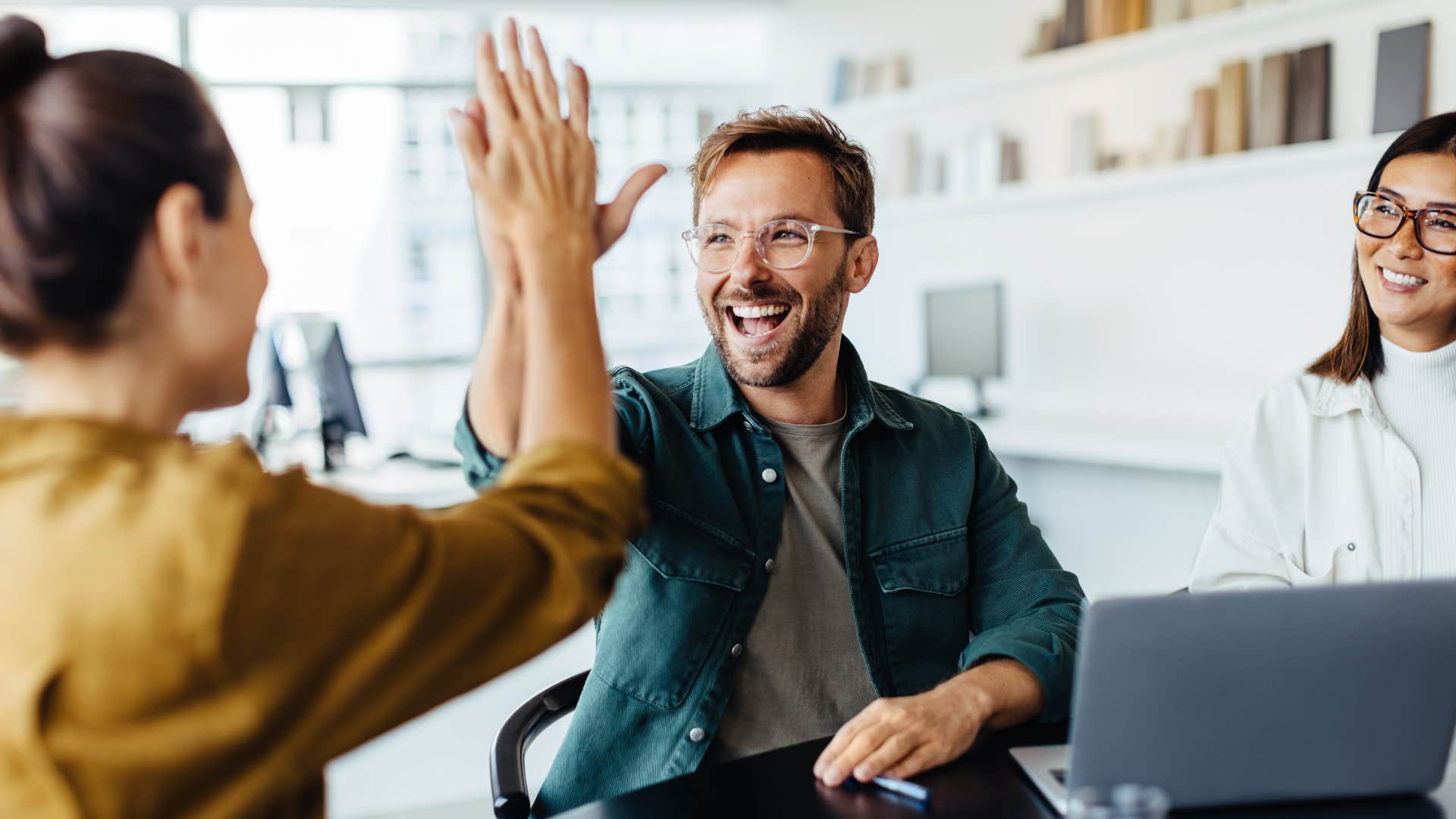 everyday behaviors that come off as rude to baby boomers and gen x saying no problem instead of you’re welcome