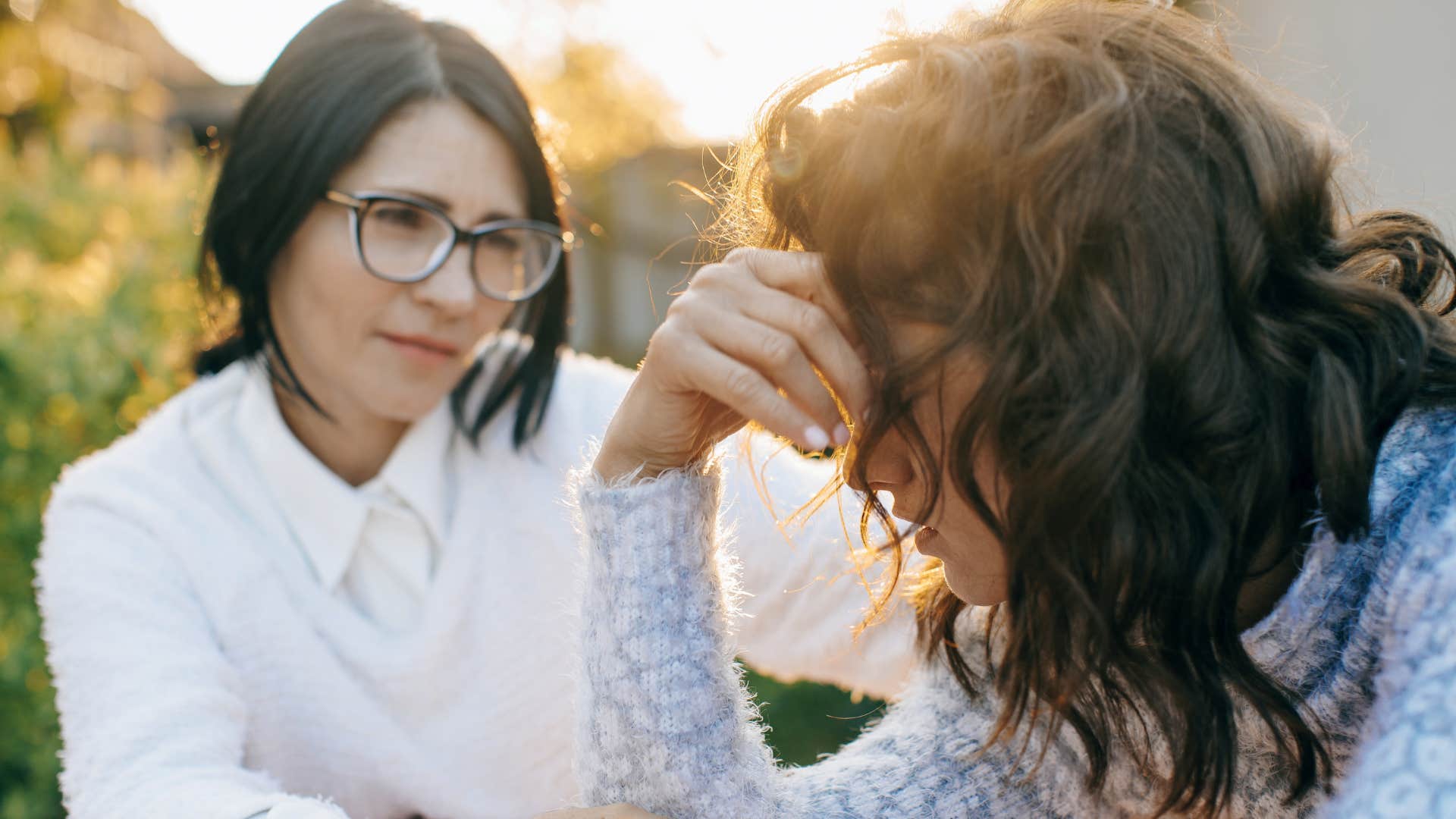 woman telling ignorant friend you have such a creative relationship with facts