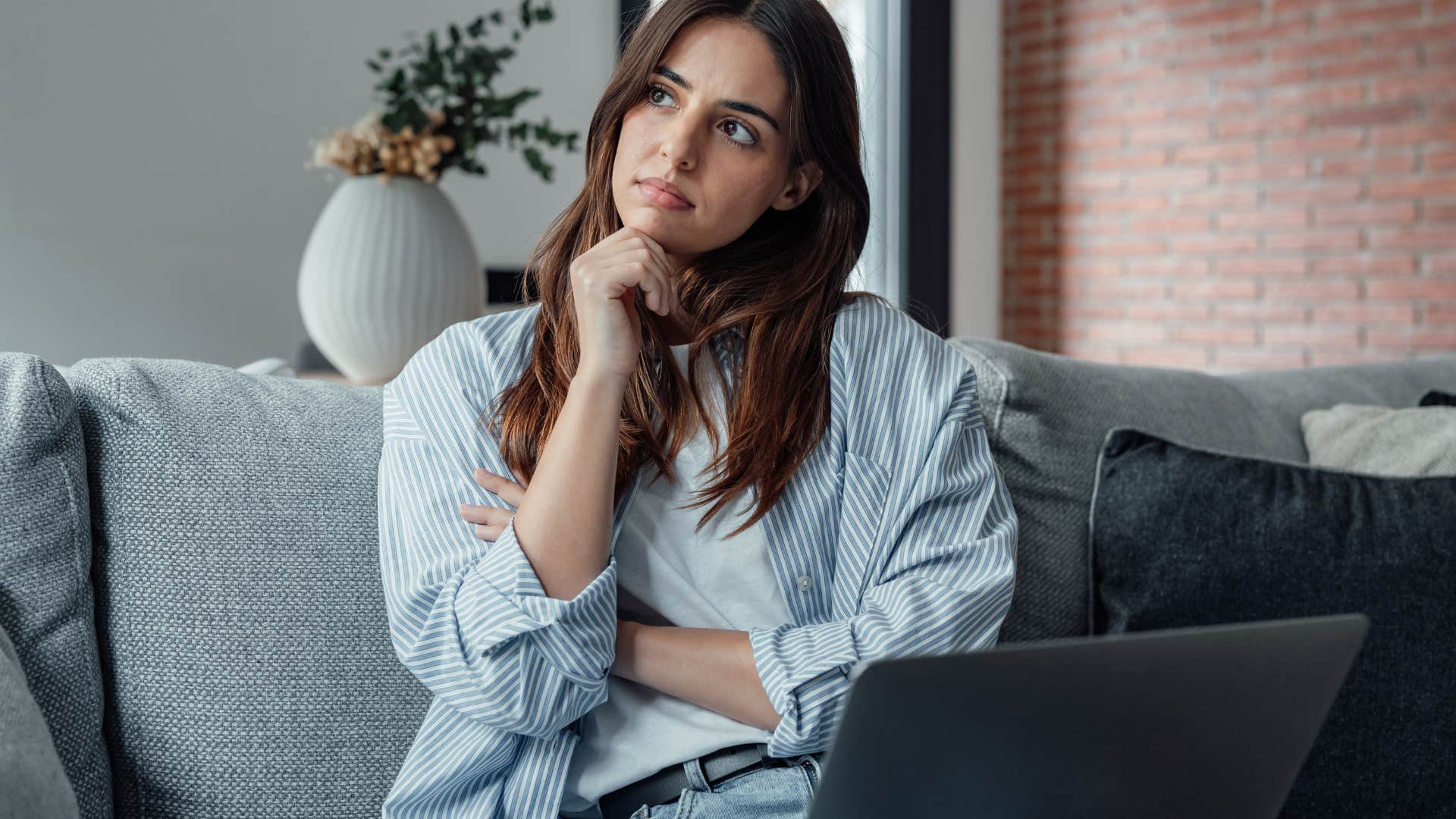 woman who is naturally positive as she changes her perspective