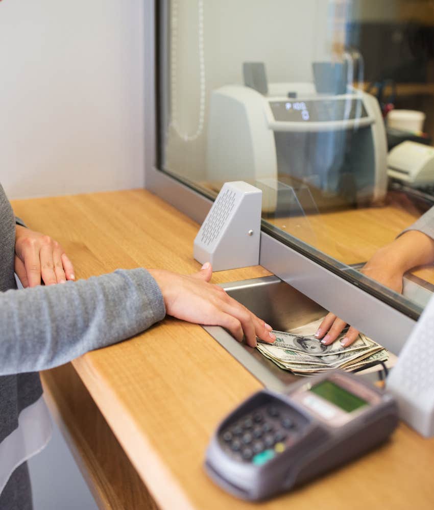 How I Save 1,000 Dollars A Year Living Paycheck To Paycheck Month 1