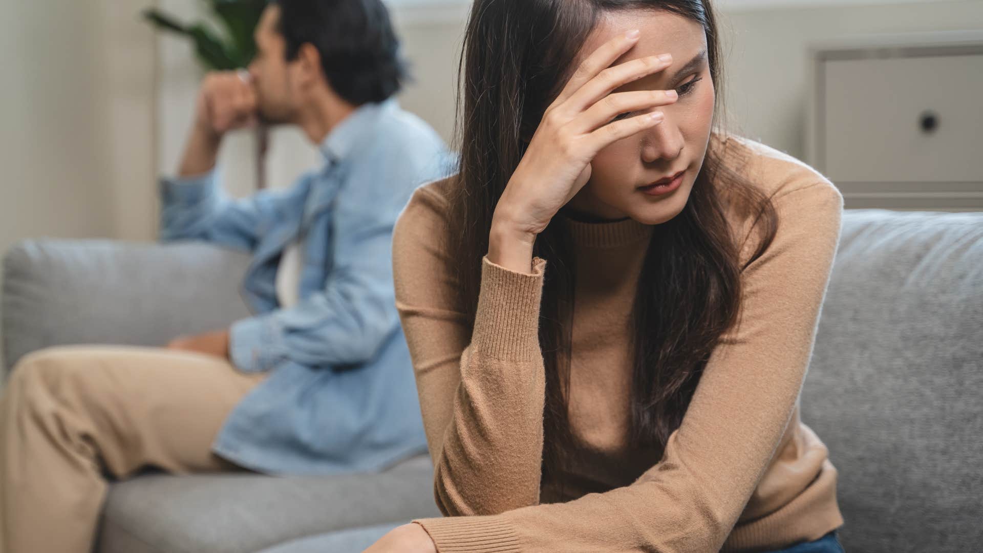 man who is really bad news with the clue of lack of communication