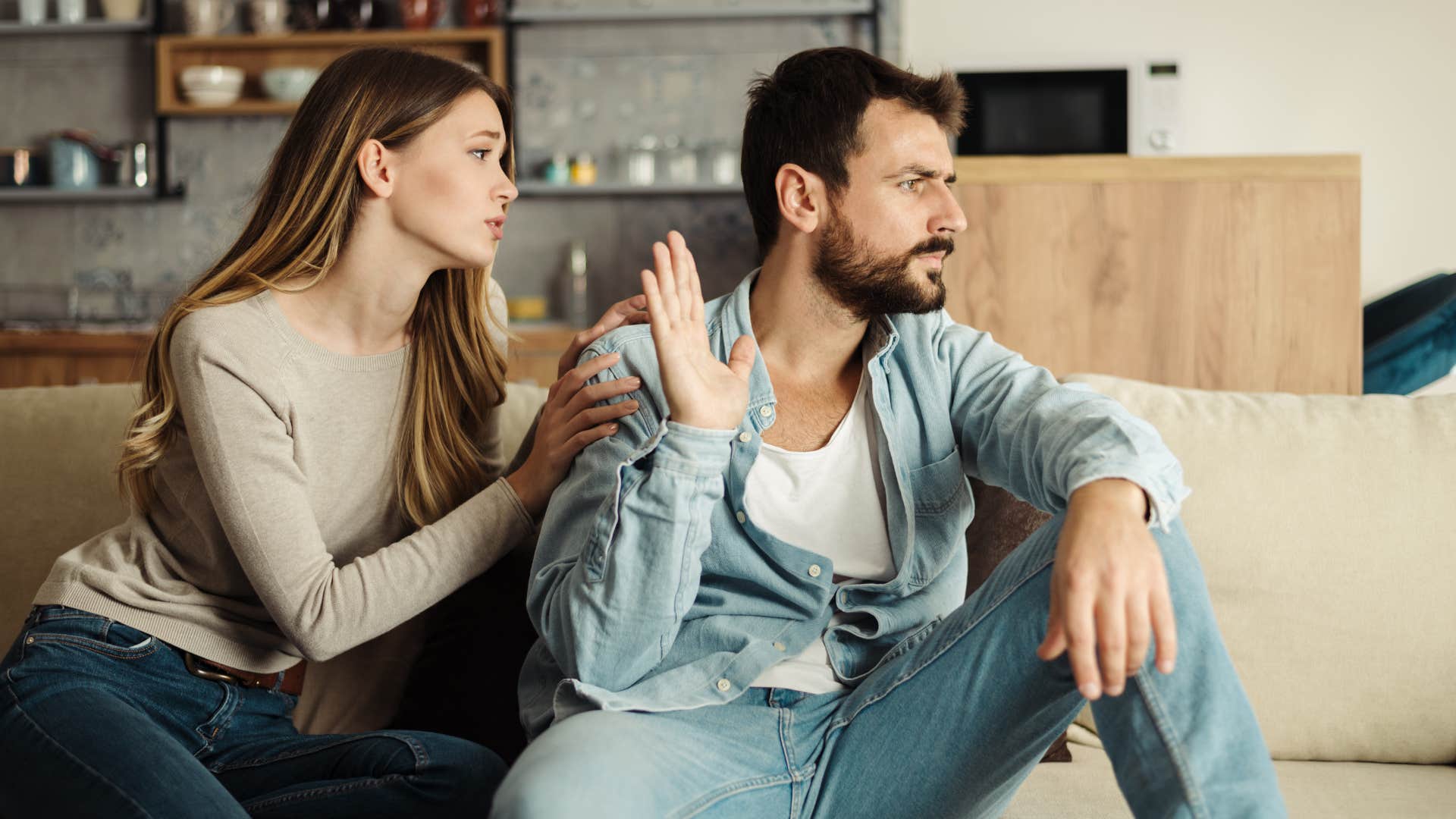 man refusing to communicate with wife