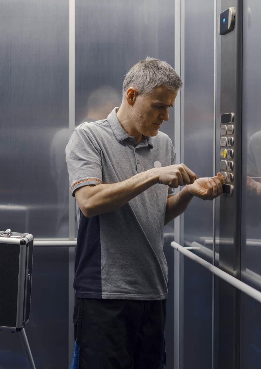 elevator installer repairer job higher salary lawyer doesnt require college degree