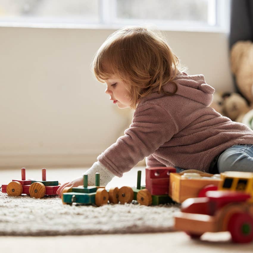 kid playing who needs to hear words parents often forget to say