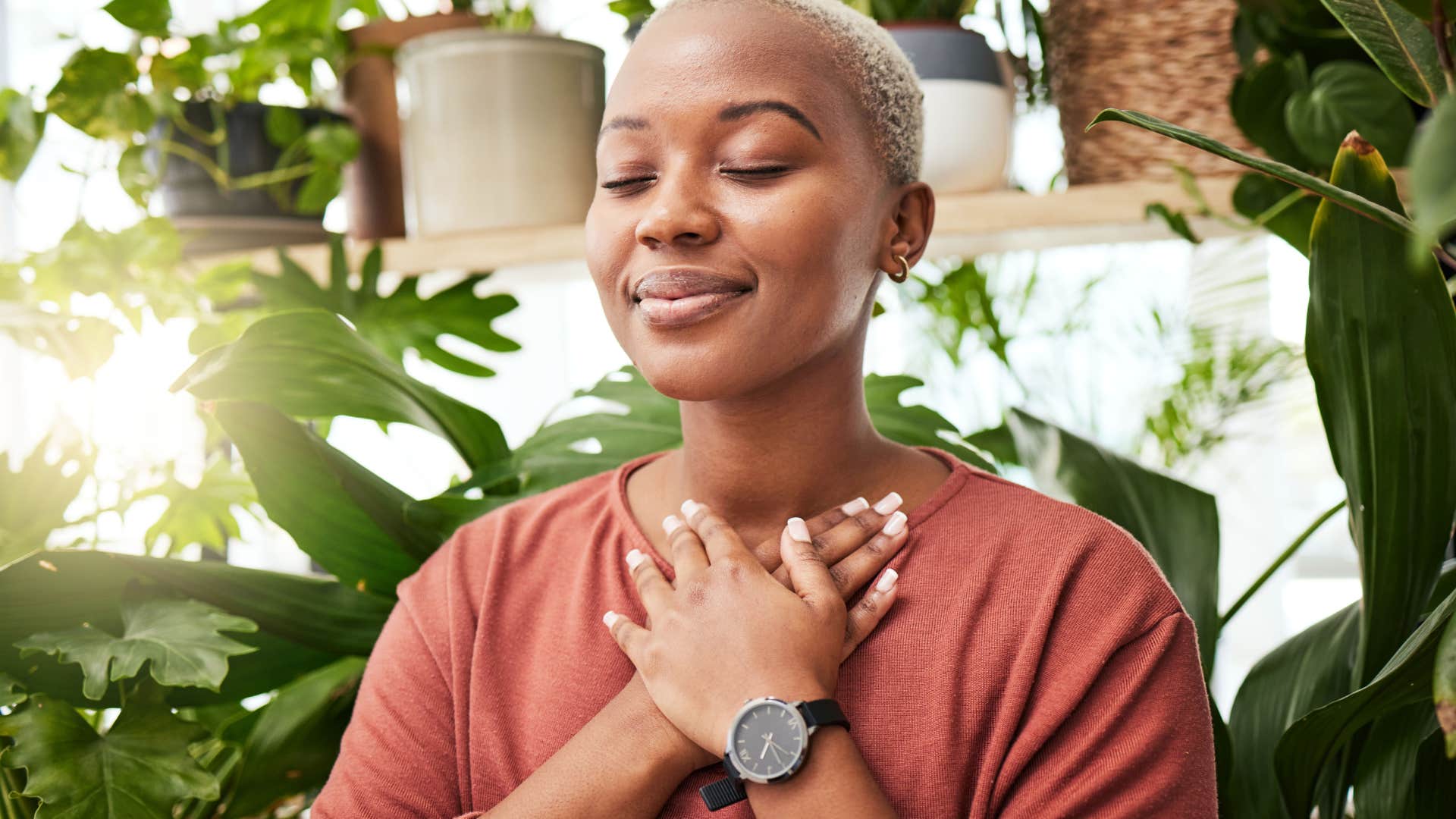woman who feels happier with life because of mindfulness