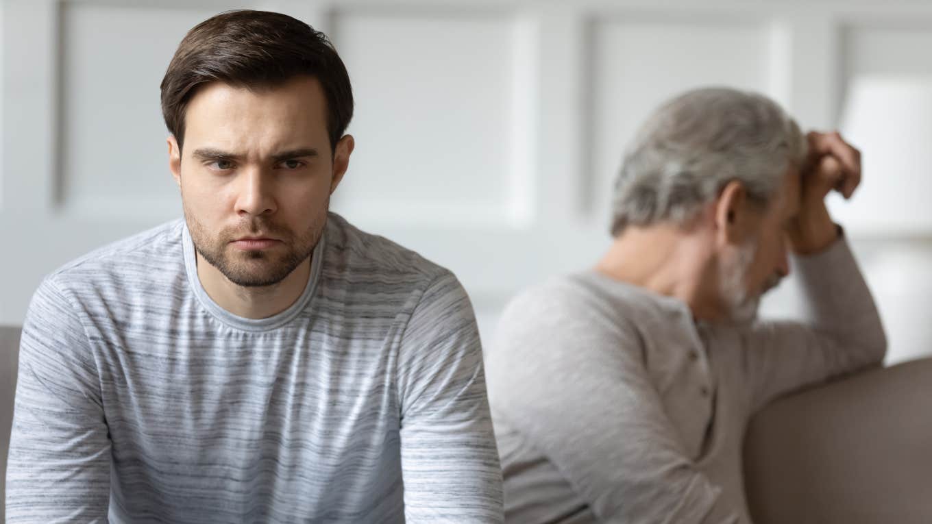 man disrespecting her father turned away from him